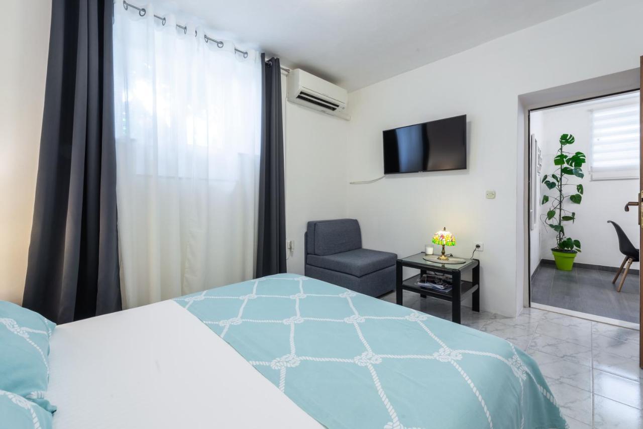 Apartment & Braticevic *